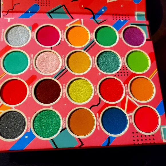 Lurella totally tubular palette - Picture 1 of 2